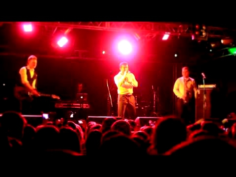 Видеоклип Bahh Tee _ В Мегаполисе Погасли Фонари (Питер, Live, 30/11/2012)