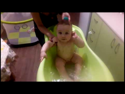 Мужик купается в ванной прикол 2017