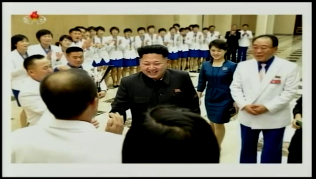 Видеоклип ТВ КНДР о руководстве Ким Чен Ына учениями лётчиков и его встрече со спортсменами