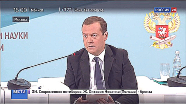 Медведев: программа по строительству школ будет полностью реализована