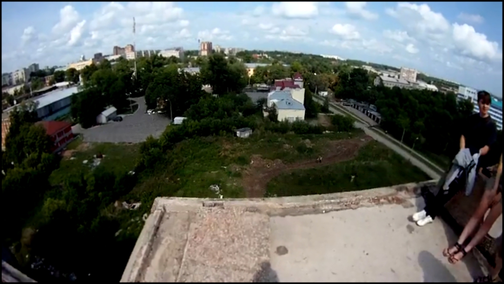 Съемка с камеры GoPro - прыжки с крыши. Хабаровск 17-06-12 