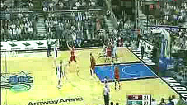 Видеоклип NBA - Dwight Howard Throws Down the Sky-High Alley-Oop