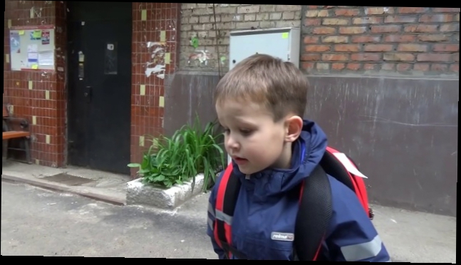Киев День#7 на Майдане катаемся на электрокаре купим рюкзак Человек-паук встретим Миньен Фиксики