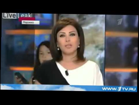 Несколько секунд славы. Маленькая девочка засветилась в прямом эфире марокканского телевидения.