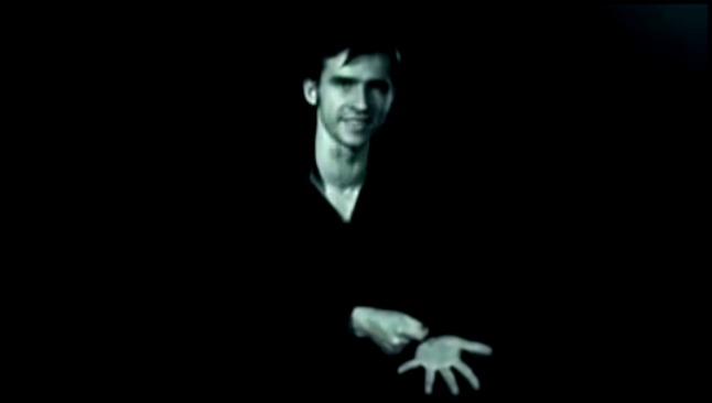 Виктор Цой 'Перемен' - исполнение языком жестов - из титров фильма 'Пыль'