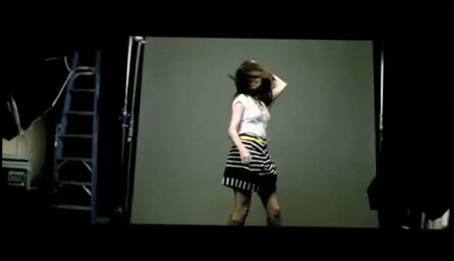 Видеоклип Selena Gomez and the Scene - Falling Down