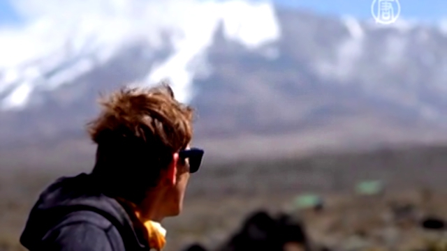 Видеоклип Покорить Килиманджаро на протезах