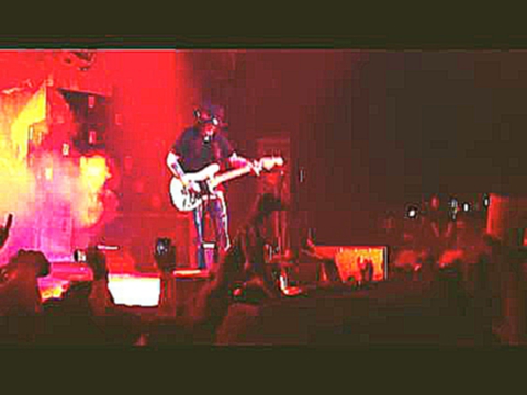 Видеоклип Dr. Feelgood - Mötley Crüe Live at Monterrey México (May 27, 2011)