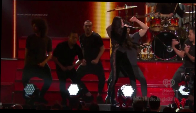 Видеоклип Selena Gomez - Kill Em with Kindness (Live iHeartRadio Jingle Ball 2015)