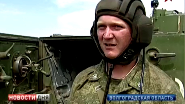 Видеоклип В Волгоградской области солдаты-срочники сдают свой первый экзамен