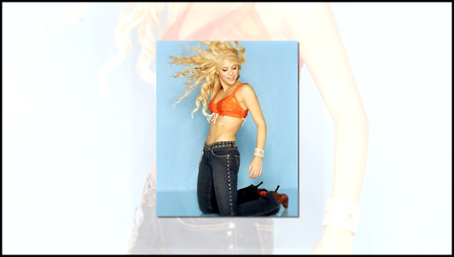 Видеоклип Шакира (Shakira) в фотосессии Фируза Захеди (Firooz Zahedi) (2001)