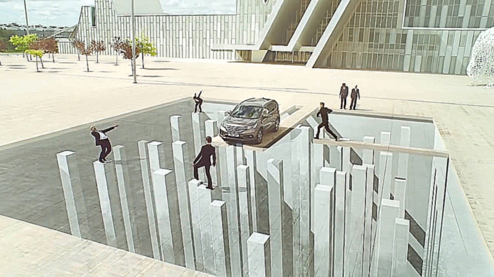 Реклама новой Honda CR-V с использованием оптических иллюзий